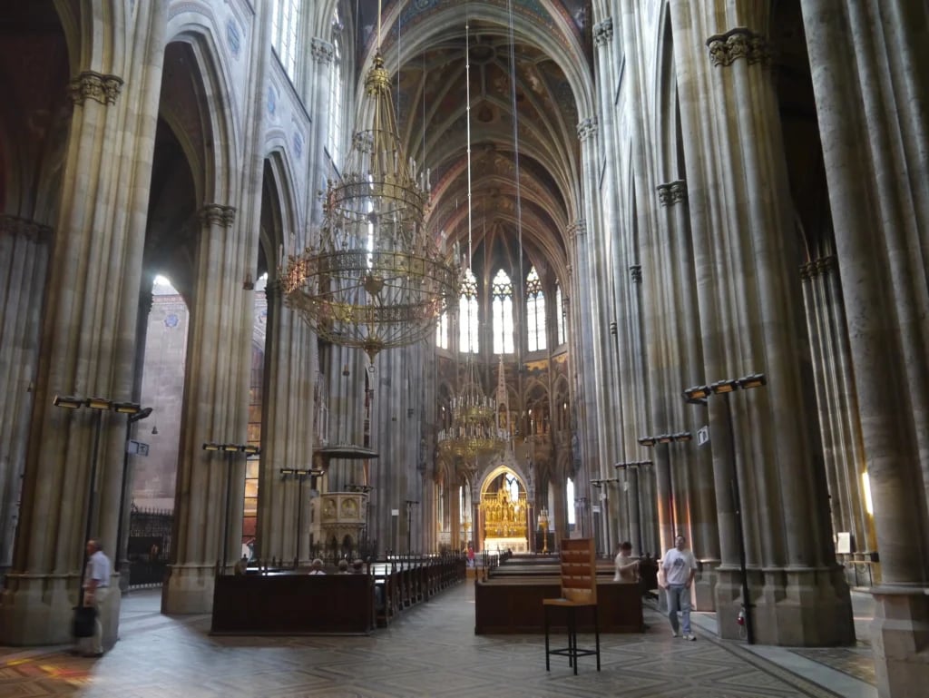 08 - Votivkirche de Viena interior - Viaje a Viena