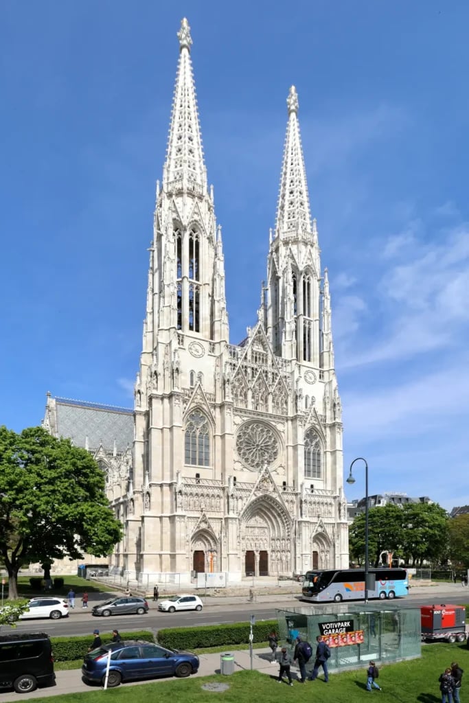 07 - Votivkirche de Viena Fachada - Viaje a Viena